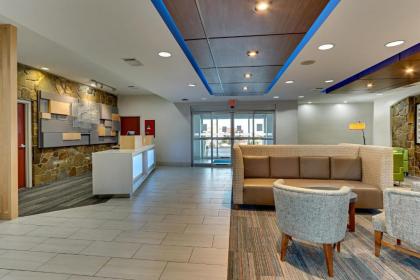 Holiday Inn Express Hotel and Suites Weatherford an IHG Hotel - image 2