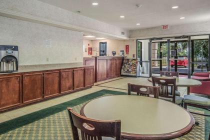 Econo Lodge Weatherford - image 4