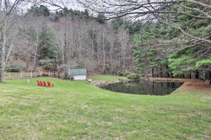 100 Acre Woods Blue Ridge Cottage with Pond and Views - image 12