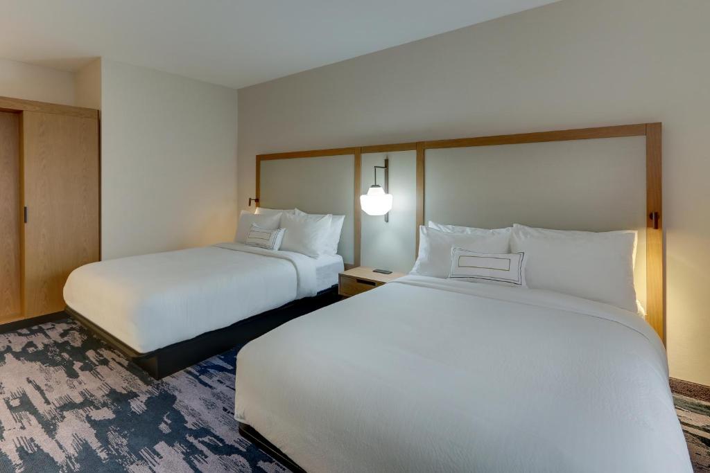 Fairfield Inn & Suites by Marriott Asheville Weaverville - image 7