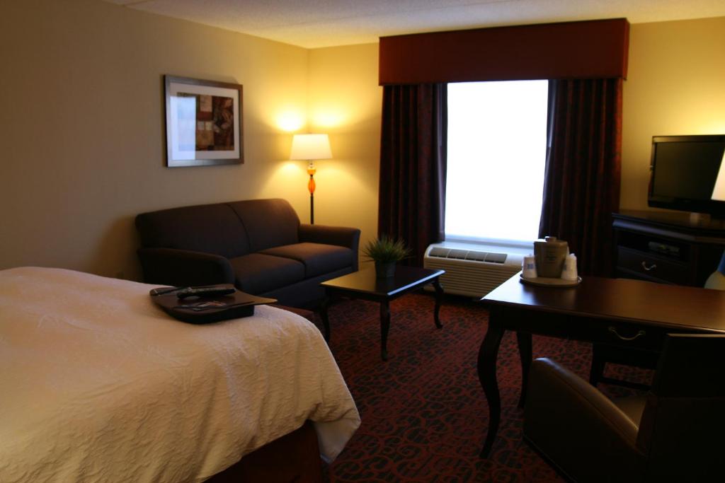 Hampton Inn Rochester-Webster - image 2