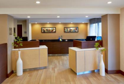 Fairfield Inn by Marriott Rochester East - image 10