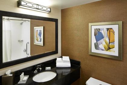 Fairfield Inn by Marriott Rochester East - image 2