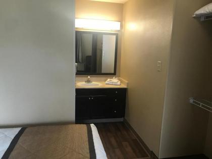 Extended Stay America Suites - Houston - NASA - Bay Area Blvd - image 15