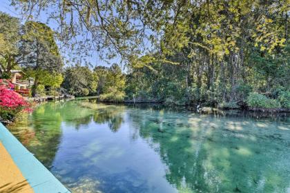 Pams Mermaid House with Riverfront Yard and Lanai! - image 8