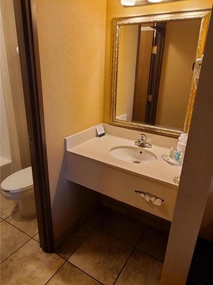 Quality Inn & Suites Wellington – Fort Collins - image 5