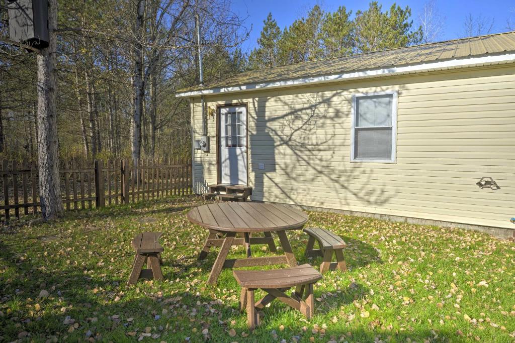 Wellsboro Single-Story Cabin with Screened Patio - main image