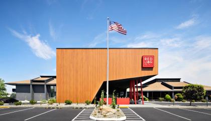 Red Lion Hotel Wenatchee City Center - image 2