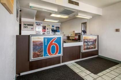 Motel 6 Wendover - image 10