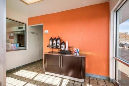 Motel 6 Wendover - image 2