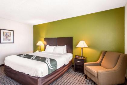 Quality Inn Stateline - image 11