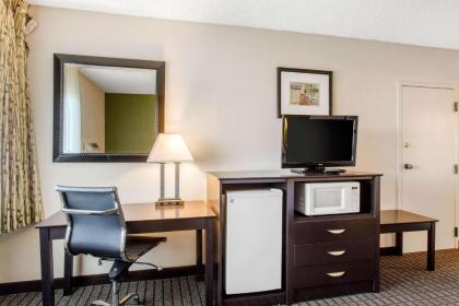 Quality Inn Stateline - image 8