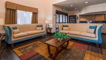 Best Western Plus - Wendover Inn - image 4