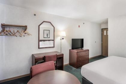 Americas Best Value Inn-Wenona - image 11