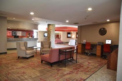 Ramada by Wyndham Wentzville - image 2