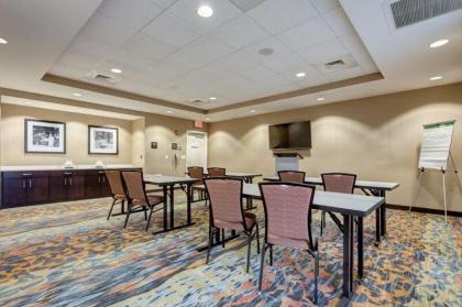 Hampton Inn-St. Louis Wentzville MO - image 10