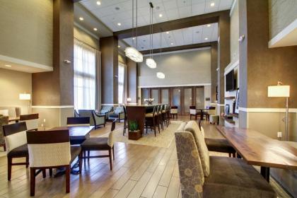 Hampton Inn & Suites Milwaukee West - image 15