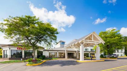 Best Western Baraboo Inn - image 8