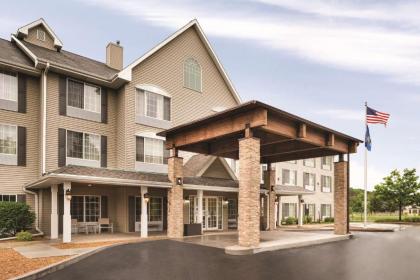 Country Inn  Suites by Radisson West Bend WI