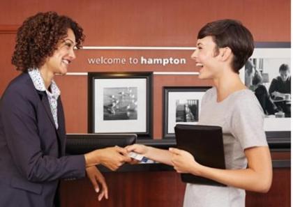 Hampton Inn Fond du Lac - image 4