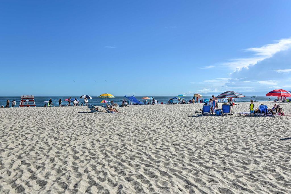 Seaside Escape Less Than 1 Mi to Cape May Public Beach - image 3