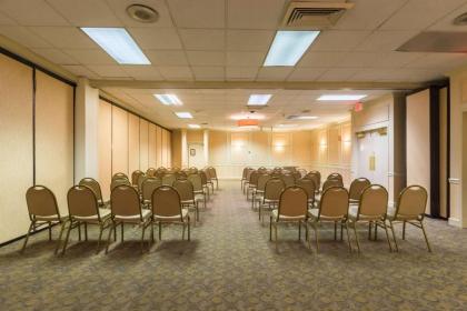 Quality Inn & Suites Conference Center West Chester - image 12