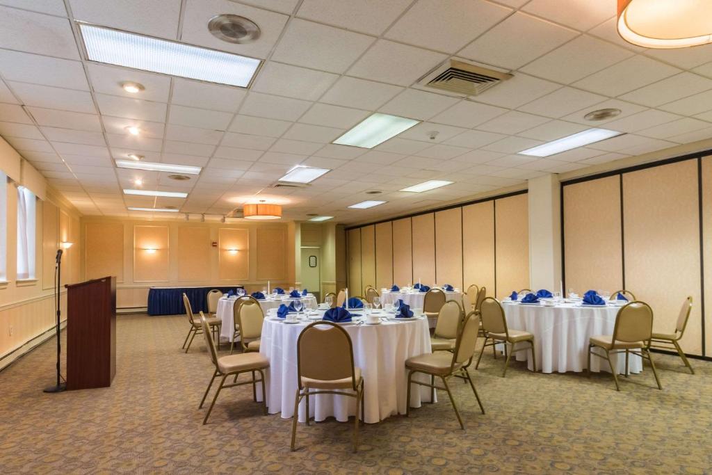 Quality Inn & Suites Conference Center West Chester - image 2