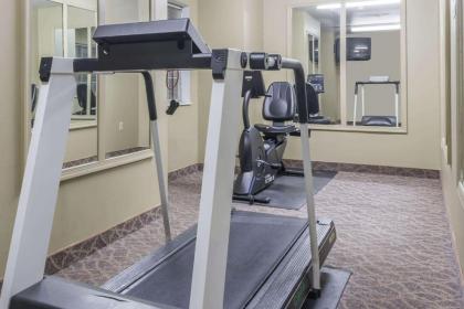 Microtel Inn & Suites by Wyndham West Chester - image 2