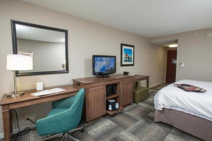 Hampton Inn & Suites Cincinnati-Union Centre - image 13