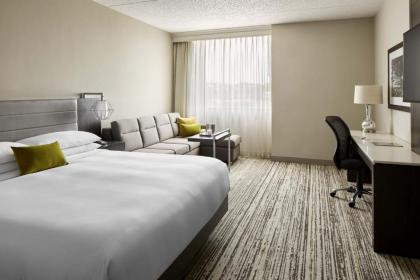 Marriott Cincinnati North - image 7