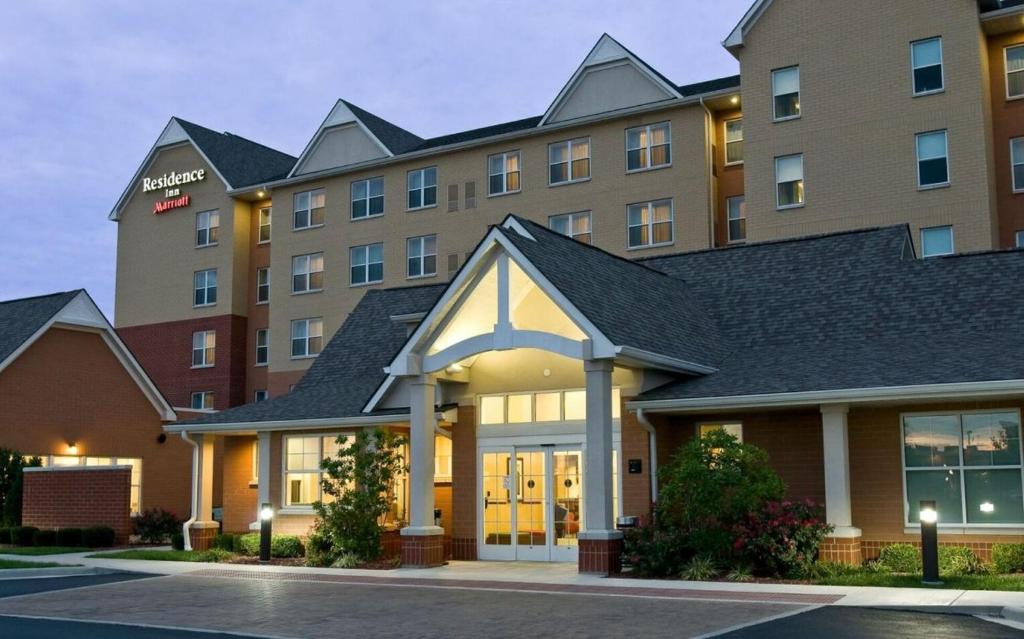 Residence Inn Cincinnati North West Chester - main image