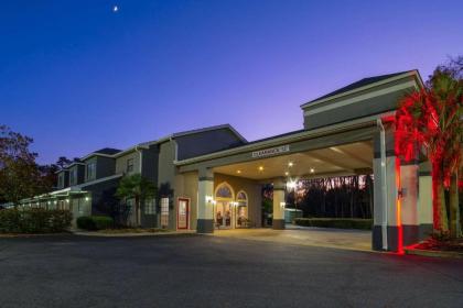 Econo Lodge Inn & Suites Cayce - image 9