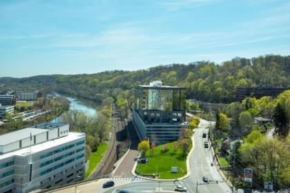 Marriott Philadelphia West - image 3