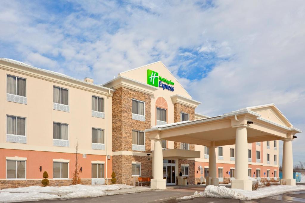 Holiday Inn Express Hotel & Suites West Coxsackie an IHG Hotel - image 2