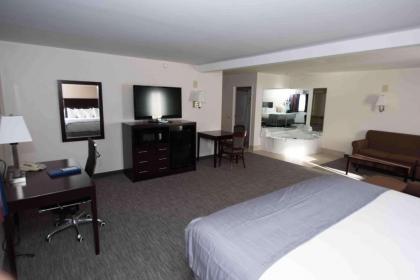 Best Western New Baltimore Inn - image 4