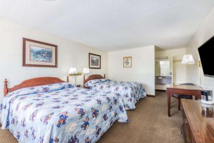 Travelodge by Wyndham Cape Cod Area - image 3