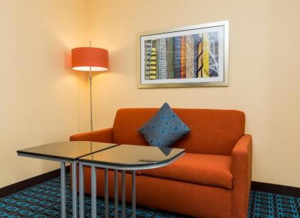 Fairfield Inn & Suites Des Moines West - image 10