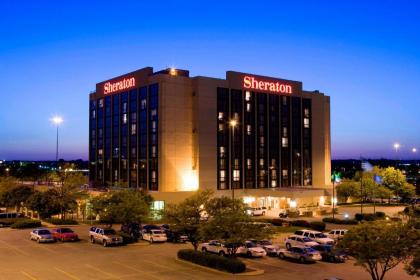 Sheraton West Des Moines - image 10