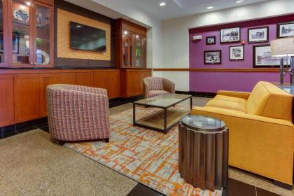 Drury Inn & Suites West Des Moines - image 7