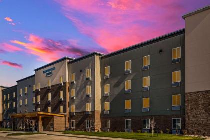 WoodSpring Suites West Des Moines - image 3