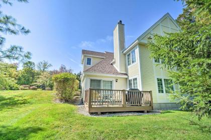 West Dover Townhouse with Deck Grill and Amenities! - image 9