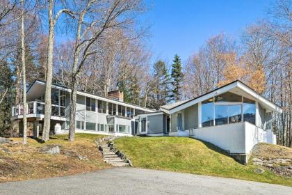 Pristine West Dover Home with Deck and mountain Views Vermont