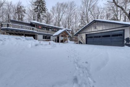 Mount Snow Chalet - image 15