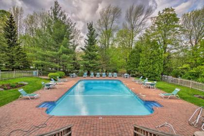 Spacious Home Adjacent to Mt Snow with Game Room! - image 3