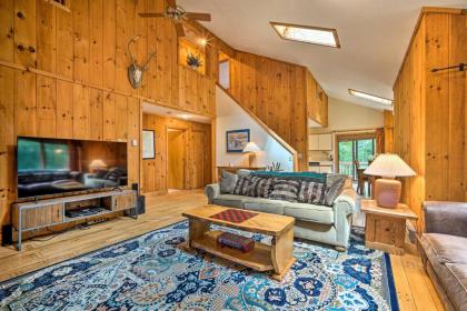 Spacious Dover Home with Sauna Less Than 5 Miles to Ski - image 5