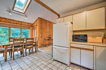 Spacious Dover Home with Sauna Less Than 5 Miles to Ski - image 9