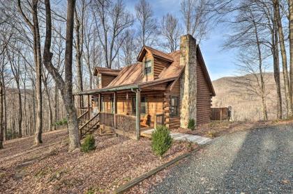 Chestnut Acres Cabin with Hot tub and mtn Views West Jefferson North Carolina