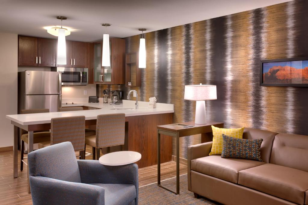 Residence Inn by Marriott Salt Lake City-West Jordan - image 6