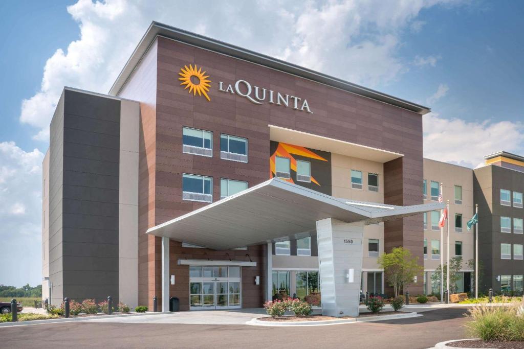 La Quinta by Wyndham West Memphis - main image