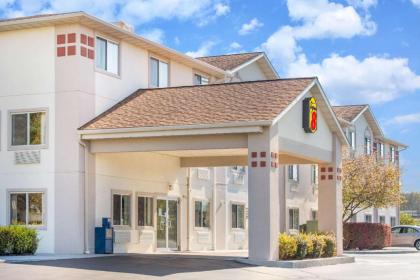 Super 8 by Wyndham West middlesexSharon Area West middlesex Pennsylvania